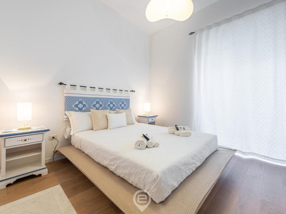 Apartamento La Finestra Sul Corso Cagliari Exterior foto
